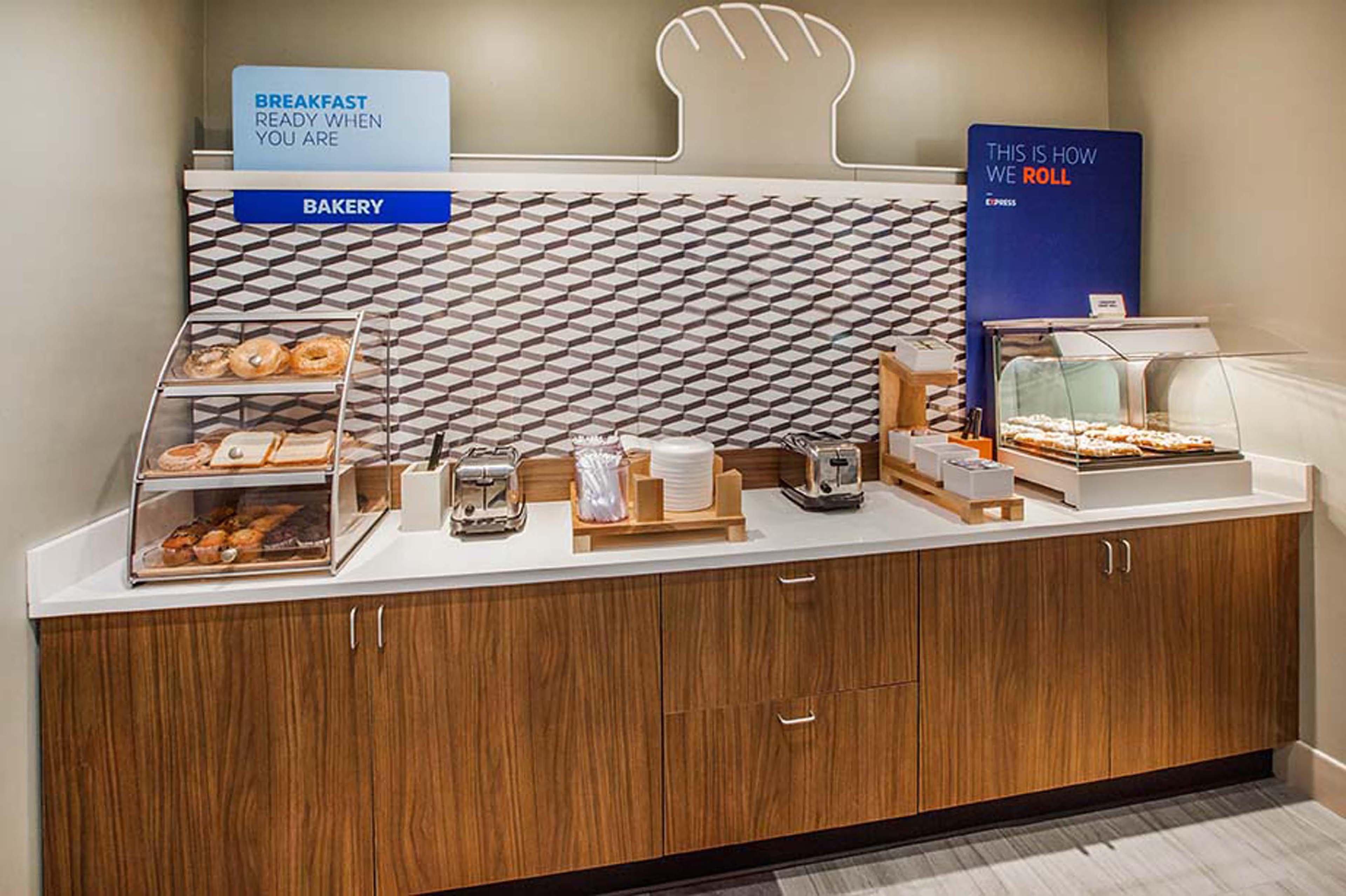 Holiday Inn Express Hotel & Suites Lincoln South By Ihg Dış mekan fotoğraf
