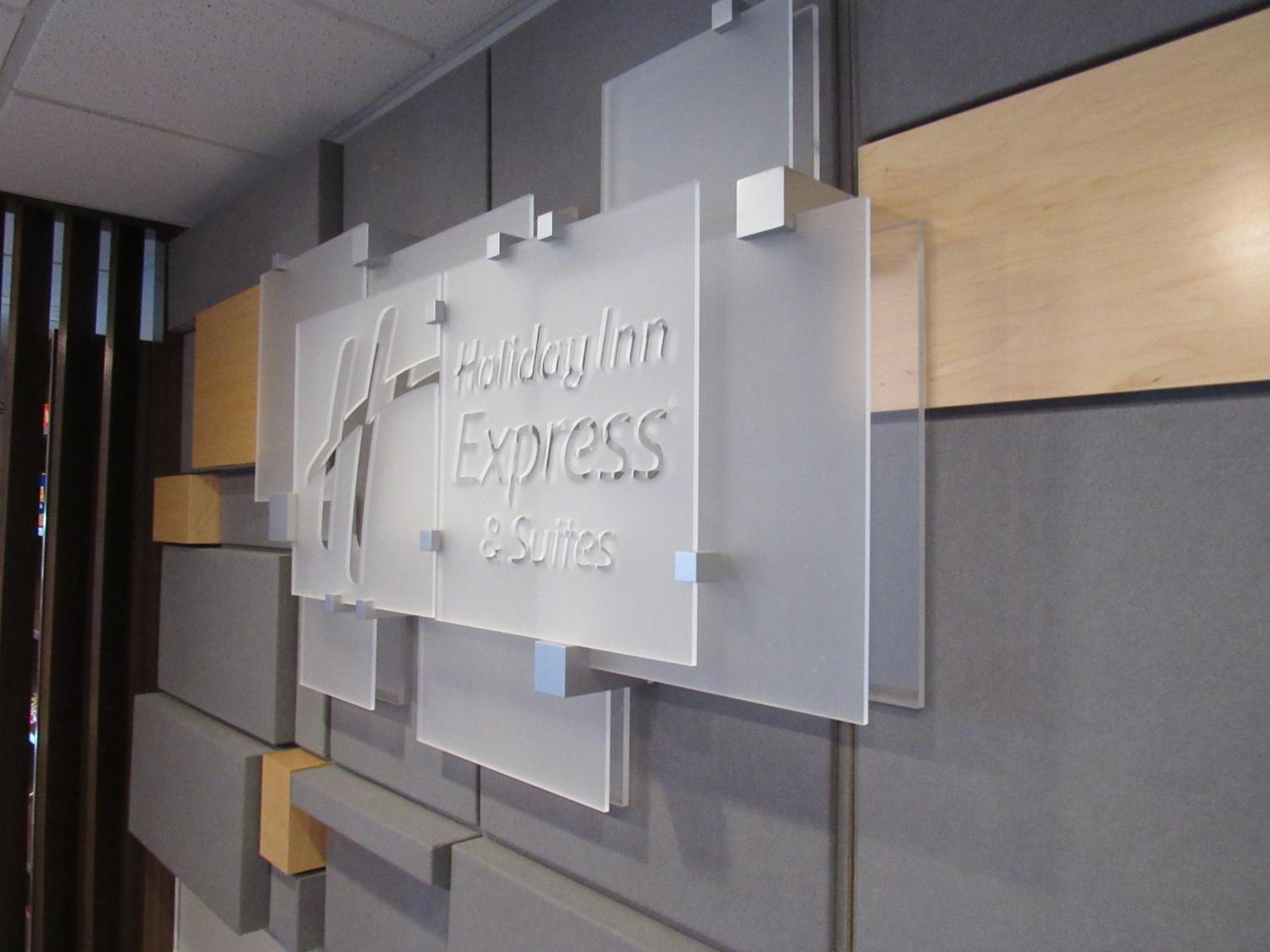 Holiday Inn Express Hotel & Suites Lincoln South By Ihg Dış mekan fotoğraf