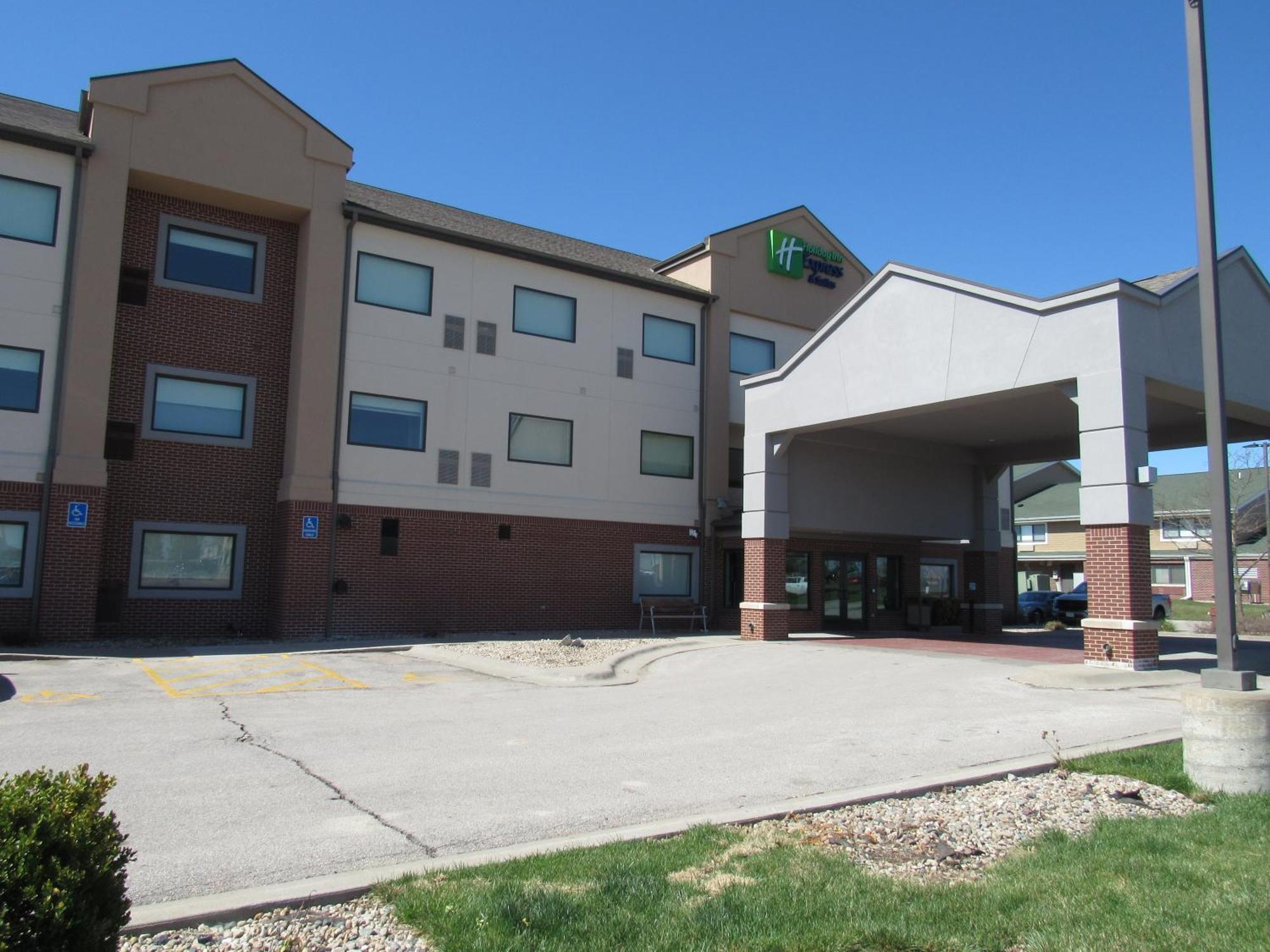 Holiday Inn Express Hotel & Suites Lincoln South By Ihg Dış mekan fotoğraf